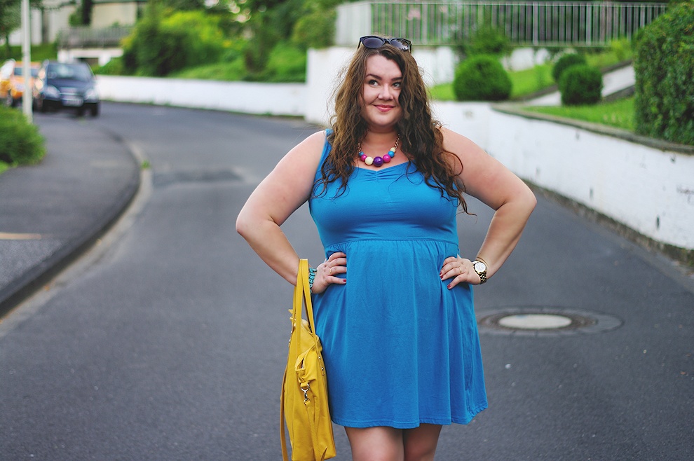 707: My little turquoise dress
